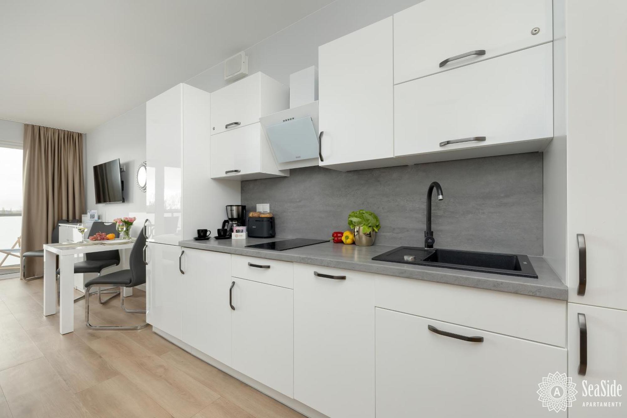 Seaside Kasprowicza 20 Kolobrzeg- Basen & Sauna & Jacuzzi & Fitness & Parking Apartment *